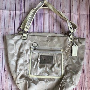 Coach purse Poppy collection